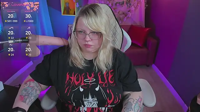 Yoki Shizuko online show from 04/23/26, 06:58