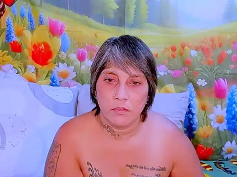 indianroxy online show from 10/15/25, 07:52