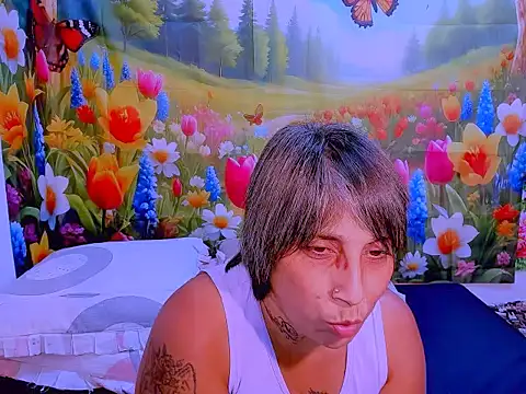 indianroxy online show from 10/19/25, 04:07