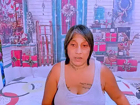 indianroxy online show from 11/30/25, 04:44