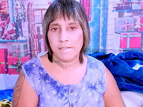 indianroxy online show from 12/17/25, 04:46