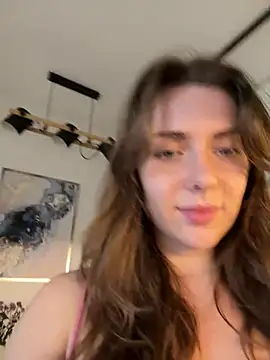 Snapshot of MariiD chatting on 03/07/25, 02:34 MariiD online show from 03/07/25, 02:34