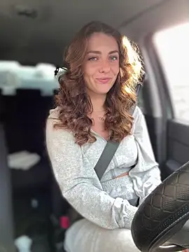 Snapshot of MariiD chatting on 09/13/25, 05:51 MariiD online show from 09/13/25, 05:51