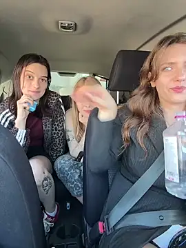 MariiD online show from 04/01/26, 01:41