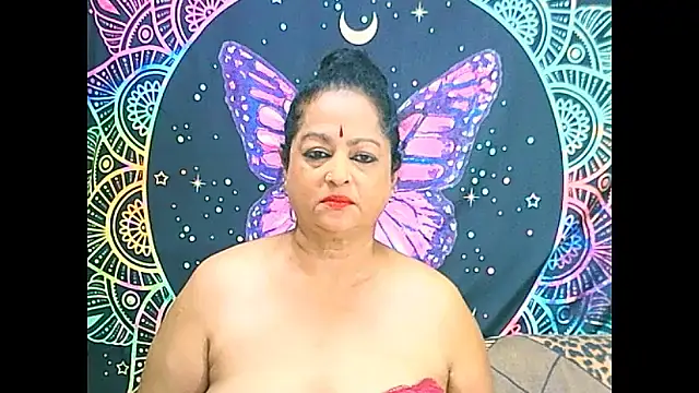 Snapshot of matureindian chatting on 03/09/25, 04:11 matureindian online show from 03/09/25, 04:11