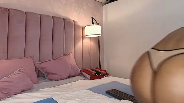 HallyBans online show from 11/12/25, 11:54