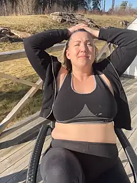 Snapshot of Anna_Alexa chatting on 03/07/25, 10:56 Anna Alexa online show from 03/07/25, 10:56