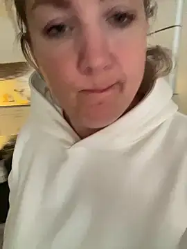 Anna Alexa online show from 11/28/25, 07:33