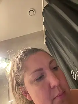 Anna Alexa online show from 12/03/25, 08:51