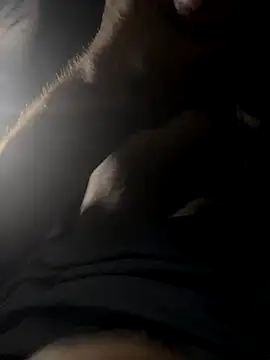 Snapshot of mikeylong chatting on 12/04/24, 09:40 mikeylong online show from 12/04/24, 09:40