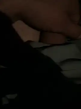 Snapshot of mikeylong chatting on 12/28/24, 06:17 mikeylong online show from 12/28/24, 06:17