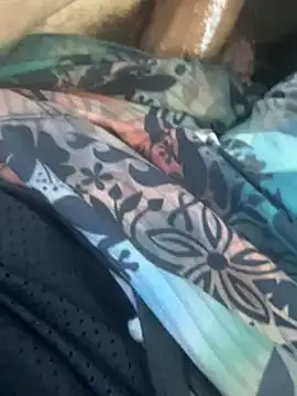 Snapshot of mikeylong chatting on 12/30/24, 06:49 mikeylong online show from 12/30/24, 06:49