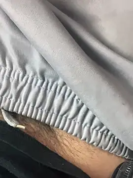 Snapshot of mikeylong chatting on 01/11/25, 05:07 mikeylong online show from 01/11/25, 05:07