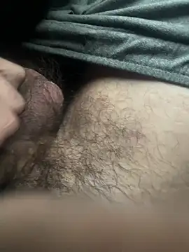 Snapshot of mikeylong chatting on 02/23/25, 12:05 mikeylong online show from 02/23/25, 12:05