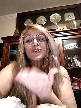 Snapshot of Melmamalhuda@xh chatting on 03/06/25, 09:42 Melmamalhudaxh online show from 03/06/25, 09:42