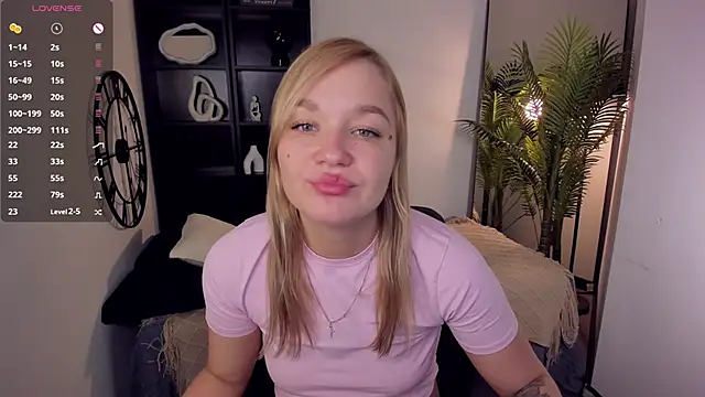 BellaDreamy online show from 12/17/25, 09:37