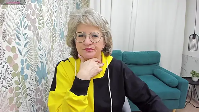 EvelynJoyful online show from 12/24/24, 05:16