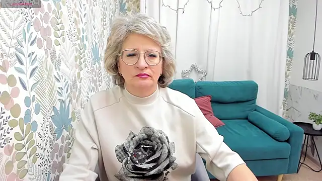 EvelynJoyful online show from 12/25/24, 09:24