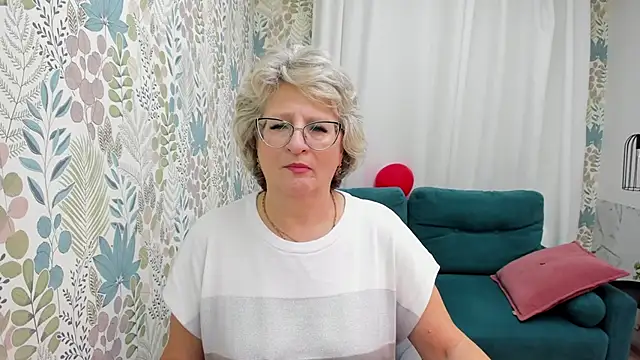 EvelynJoyful online show from 09/10/25, 06:35