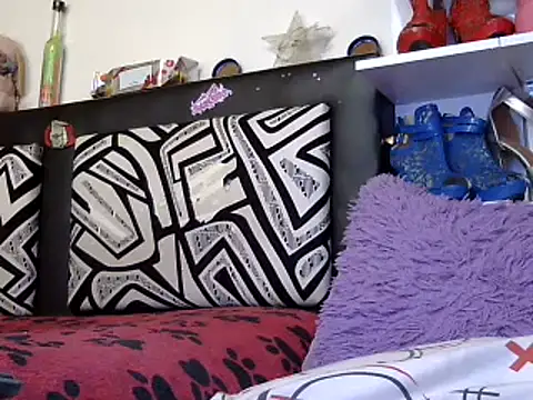 pamelasophia19 online show from 02/15/25, 07:50