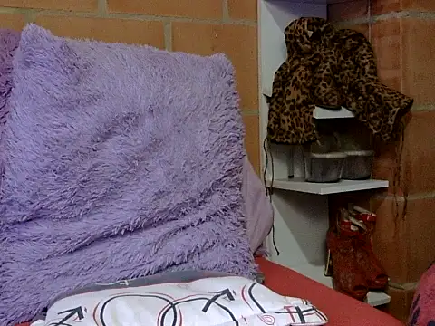 pamelasophia19 online show from 11/01/25, 12:01