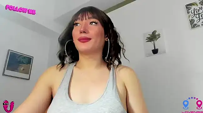 Snapshot of hottycrishina chatting on 01/09/25, 07:42 hottycrishina online show from 01/09/25, 07:42