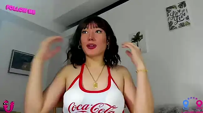 Snapshot of hottycrishina chatting on 03/04/25, 10:05 hottycrishina online show from 03/04/25, 10:05