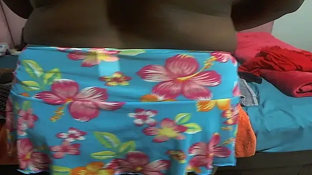 Snapshot of brownsugahxx chatting on 09/28/25, 04:45 brownsugahxx online show from 09/28/25, 04:45