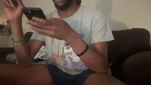 Snapshot of daloyhasabigdick chatting on 07/16/26, 10:16 daloyhasabigdick online show from 07/16/26, 10:16