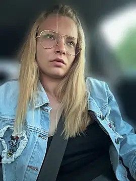 AnastasiaAniess online show from 04/08/26, 05:57