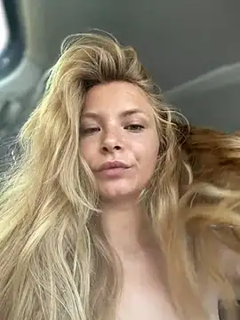 Snapshot of AnastasiaAniess chatting on 06/20/26, 10:40 AnastasiaAniess online show from 06/20/26, 10:40