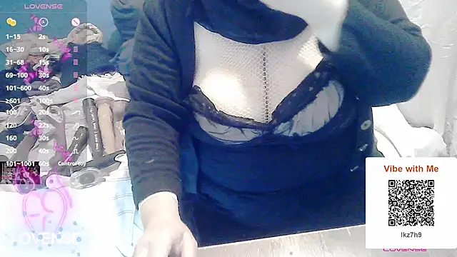 Snapshot of tatli_bela chatting on 01/05/25, 10:19 tatli bela online show from 01/05/25, 10:19