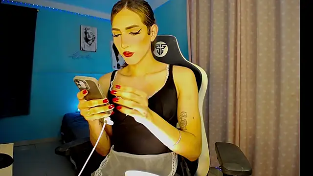 Snapshot of charlottesexxx chatting on 12/02/25, 08:59 charlottesexxx online show from 12/02/25, 08:59