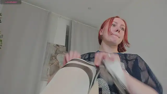 LilianKroft online show from 06/16/26, 01:03