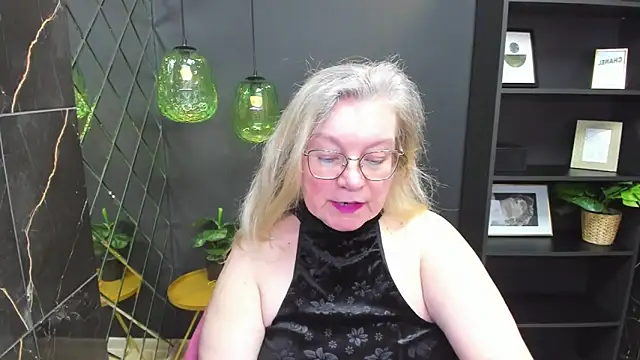 NataliMellow online show from 12/19/24, 04:57