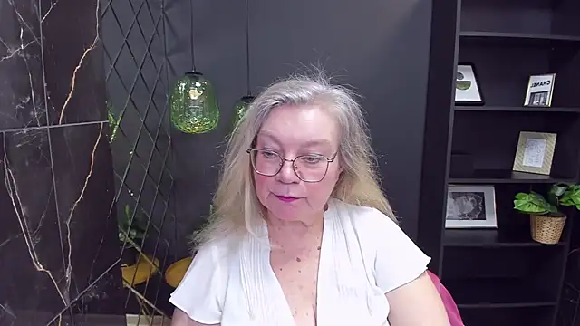 NataliMellow online show from 01/18/25, 01:29
