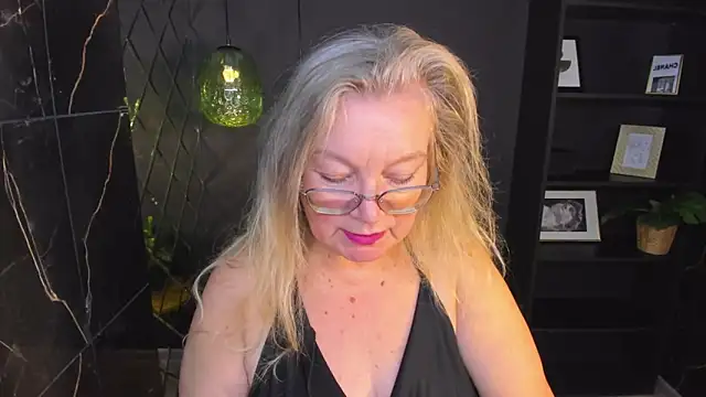 NataliMellow online show from 10/27/25, 01:15