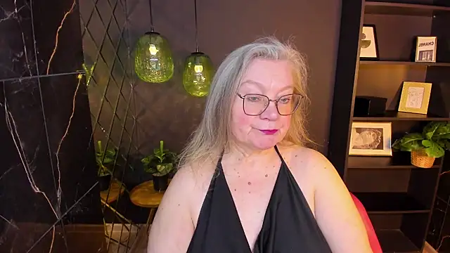 NataliMellow online show from 04/18/26, 01:15