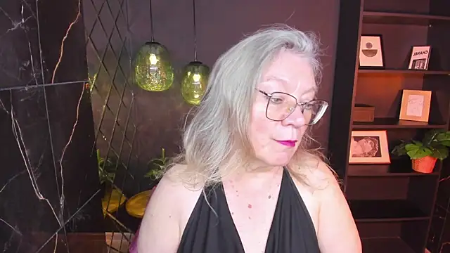 Snapshot of NataliMellow chatting on 06/07/26, 01:04 NataliMellow online show from 06/07/26, 01:04