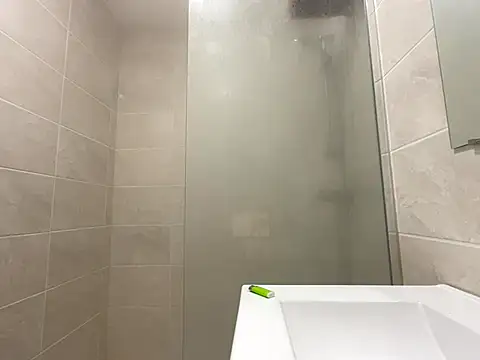 Snapshot of Enderson007 chatting on 09/28/25, 10:37 Enderson007 online show from 09/28/25, 10:37