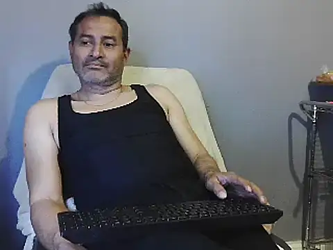 dantehot2020 online show from 01/17/25, 08:00