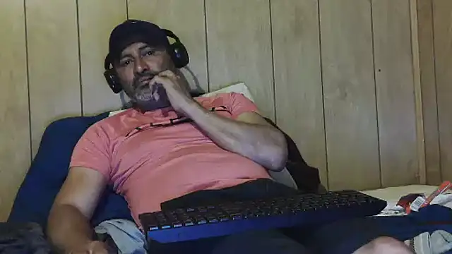 dantehot2020 online show from 09/17/25, 11:06