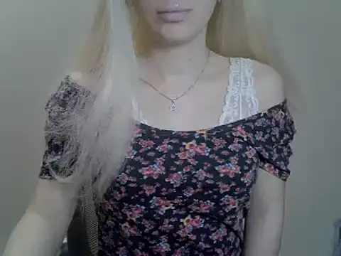 Snapshot of DitaVira chatting on 01/07/25, 07:28 DitaVira online show from 01/07/25, 07:28