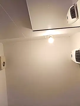 Miki20677 online show from 12/22/25, 04:48