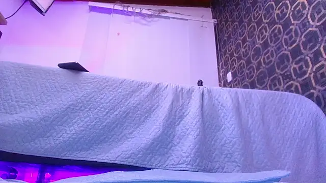 sarakaisy online show from 10/25/25, 12:23