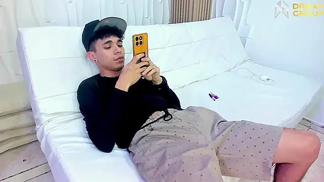 AmazingPartys online show from 02/20/26, 02:41