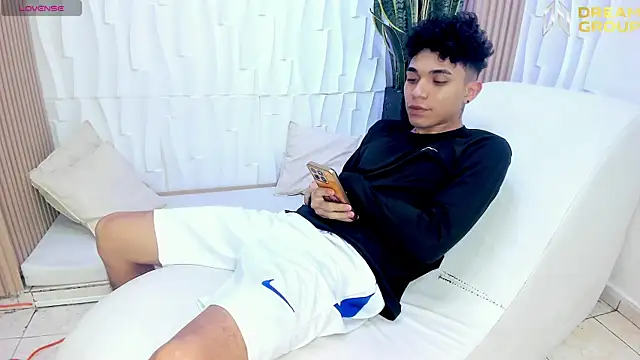 AmazingPartys online show from 03/02/26, 02:58