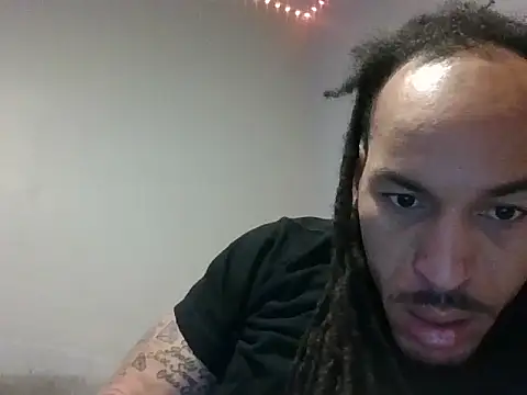 Snapshot of BigWayneBabyXXX chatting on 04/08/26, 05:07 BigWayneBabyXXX online show from 04/08/26, 05:07
