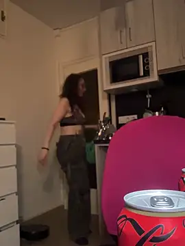 ladyturtle online show from 05/14/26, 07:31
