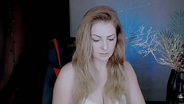 Eleonores online show from 12/18/25, 05:24